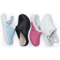 Unisex ultra lite elite clog with adjustable heel strap