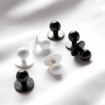 Removable stud buttons